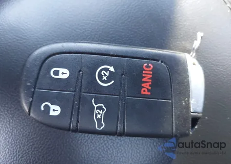 2018 Jeep Grand Cherokee Limited 4X2 z USA, uszkodzony, nr VIN 1C4RJEBG6JC429185